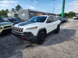 jeep Cherokee trail hawk 4×4