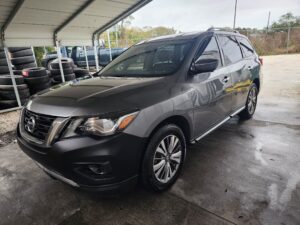 Nissan Pathfinder sl