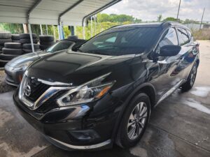 Nissan Murano SV