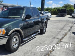 Ford -150 V-8 4.6 2WD